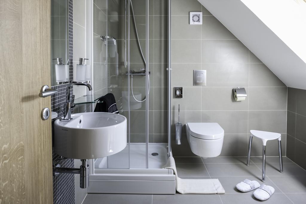Guest House Kalska Domacija Semic الغرفة الصورة